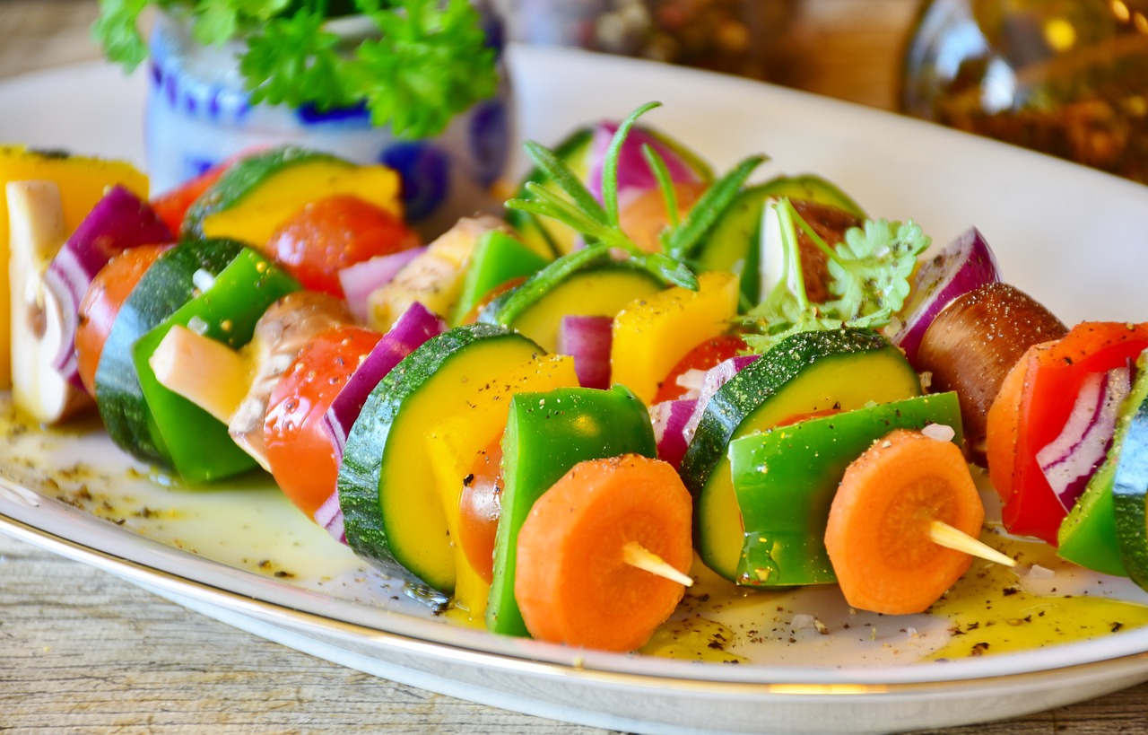 Gemüsespieße Mit Käse Zum Grillen